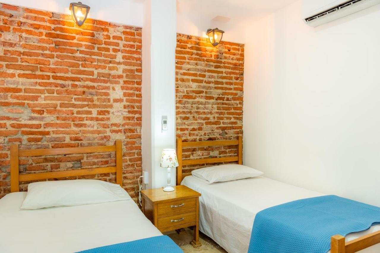 Casa Caribe Colonial Bed & Breakfast บาร์รังกีญา ภายนอก รูปภาพ
